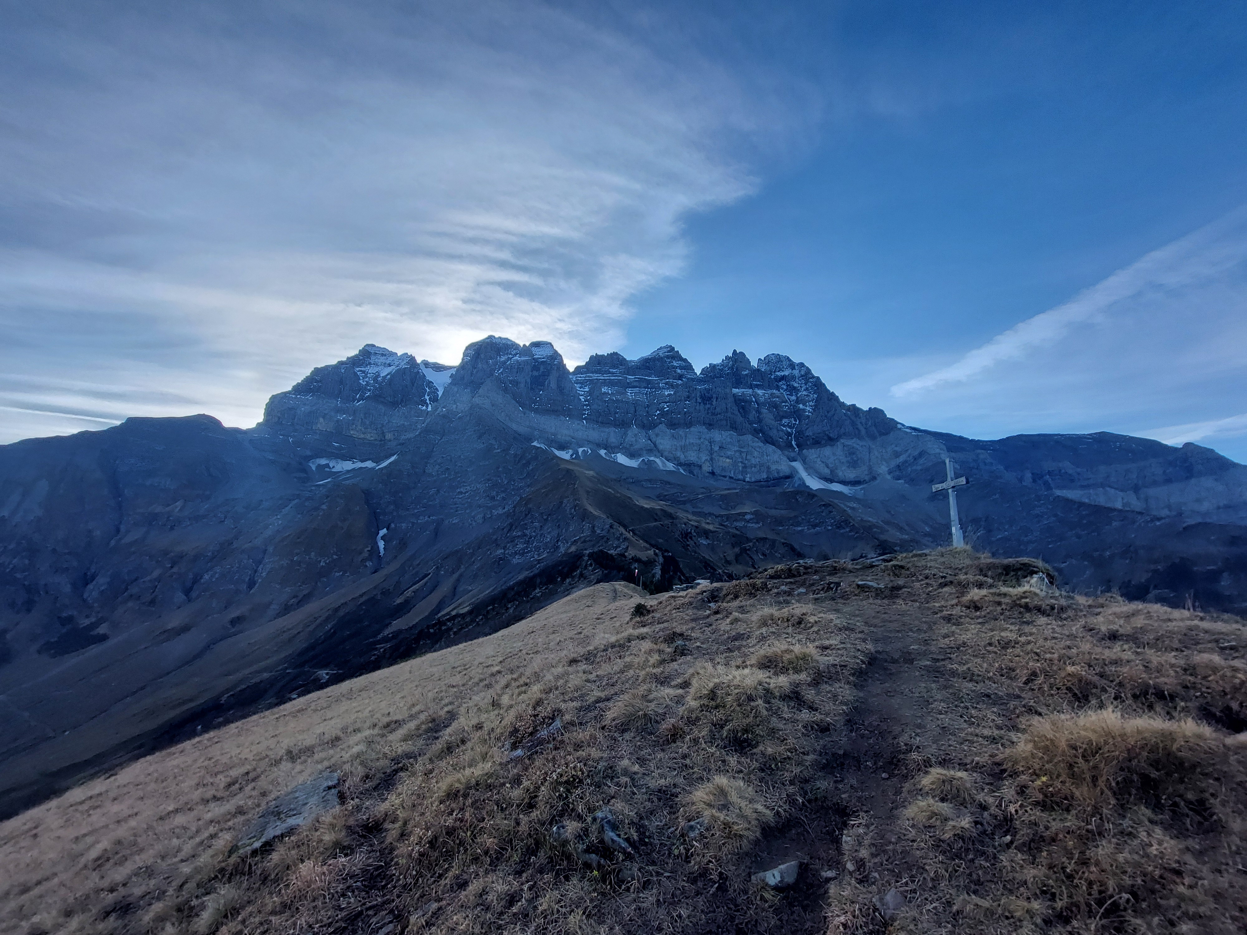 Les Dents de l'autres côté du Val d'Iliez